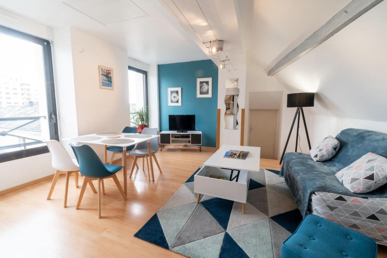 Appartement Rien Que Pour Vous Proche Centre Ville Laval  Eksteriør bilde